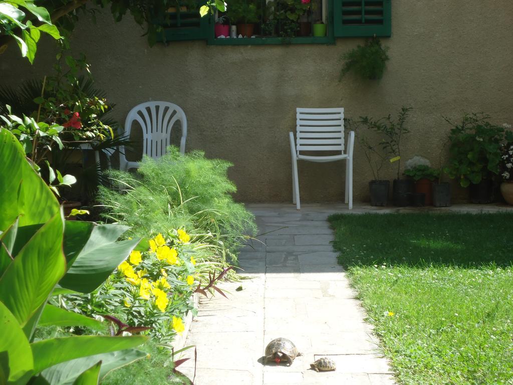 Omis Apartment On The Beach ภายนอก รูปภาพ
