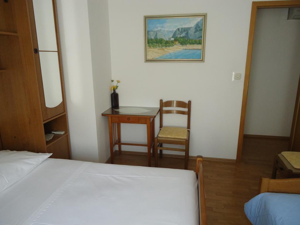 Omis Apartment On The Beach ภายนอก รูปภาพ